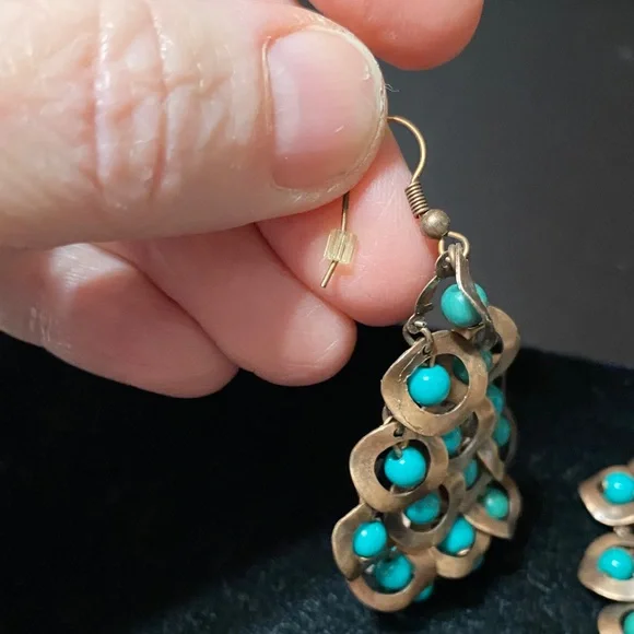 Elegant vintage Turquoise and metal Chandelier Earrings - Picture 6 of 16